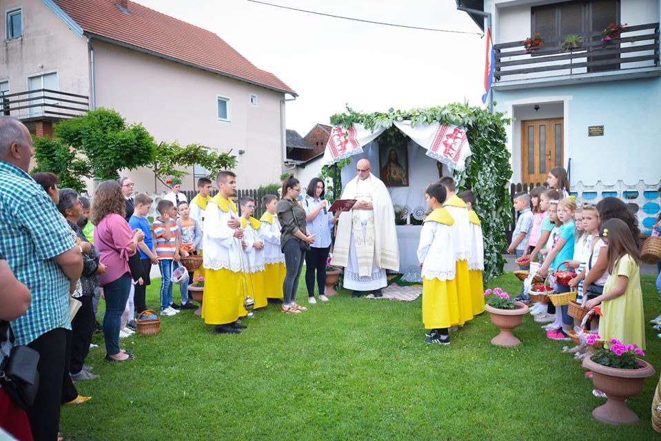 PROSLAVA SVETKOVINE TIJELOVA U VOĐINCIMA – četvrtak, 11. lipnja 2020.